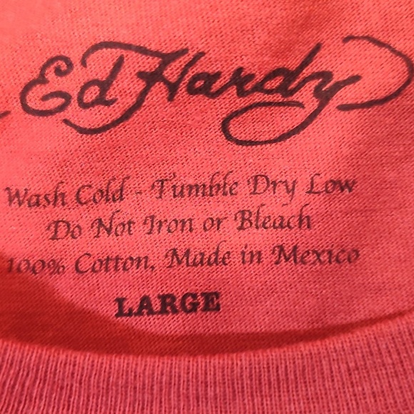 Ed Hardy Red with Eagle Graphics Rhinestone Logo Name Size Large 77 Tattoo Tee - Picture 6 of 7